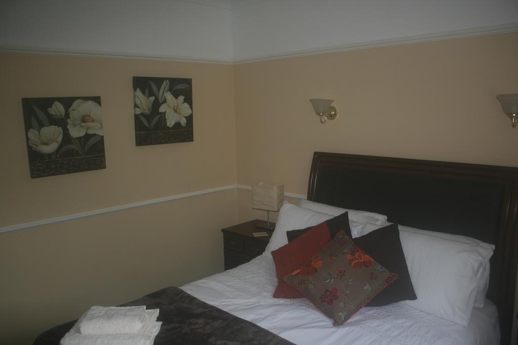 Laragh Mountain View Lodge Saggart Kamer foto