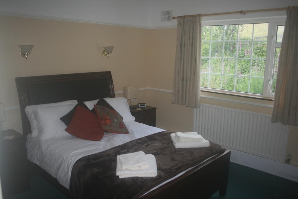 Laragh Mountain View Lodge Saggart Kamer foto